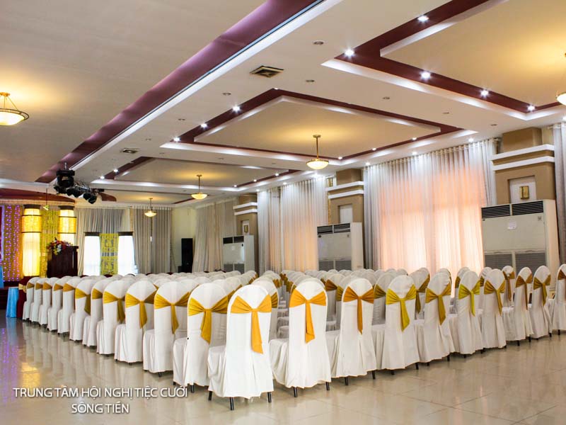 nha hang song tien 4